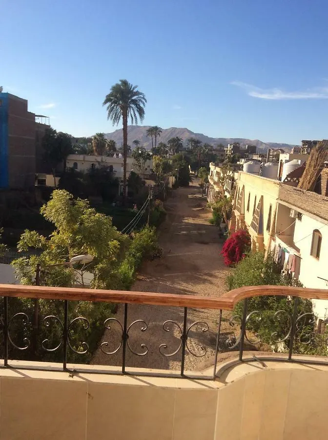 The Brown House Apartment Luxor
